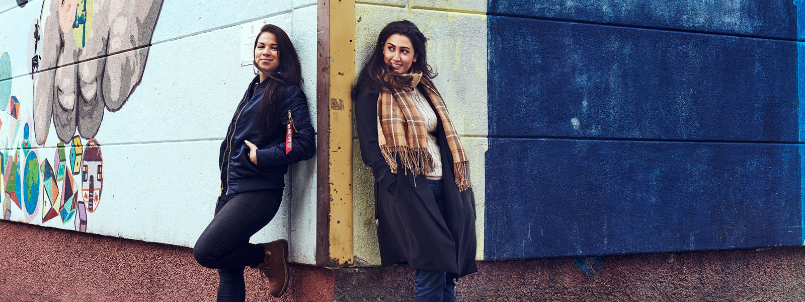 Tidigare ordföranden Atusa Rezai och ledamoten Seluah Alsaati från Folkets Husby.