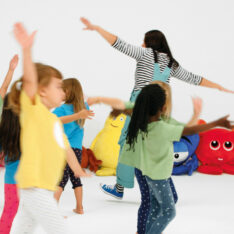 Dans och lek med Babblarna