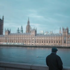 Scen från dokumentärfilmen Make Democracy Great Again som har biografpremiär den 8 september 2023