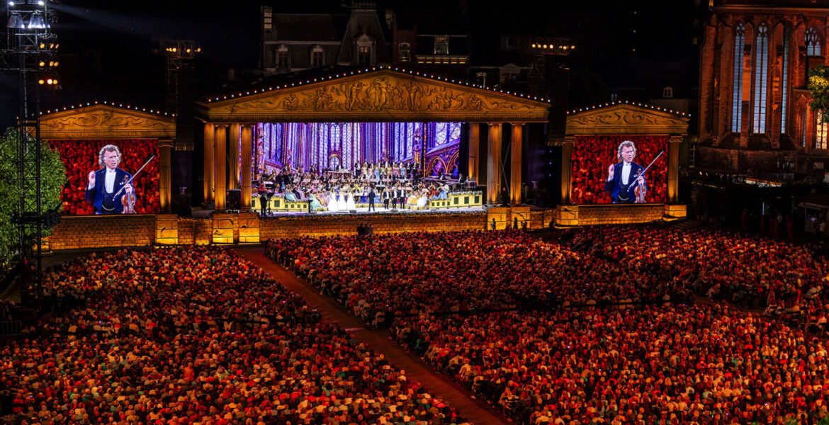 André Rieu's 2025 Maastricht Concert: Waltz The Night Away! Biopremiär 30 augusti. Foto: Marcel van Hoorn.