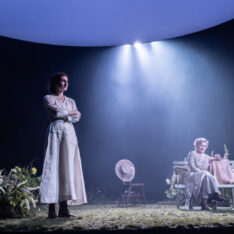 Mrs. Warren’s Profession , biopremiär 23 oktober. Foto: Johan Persson